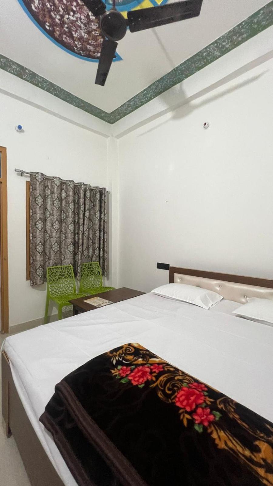 Veda Palace, 900 Meter Distancce From Temple Ayodhya 외부 사진